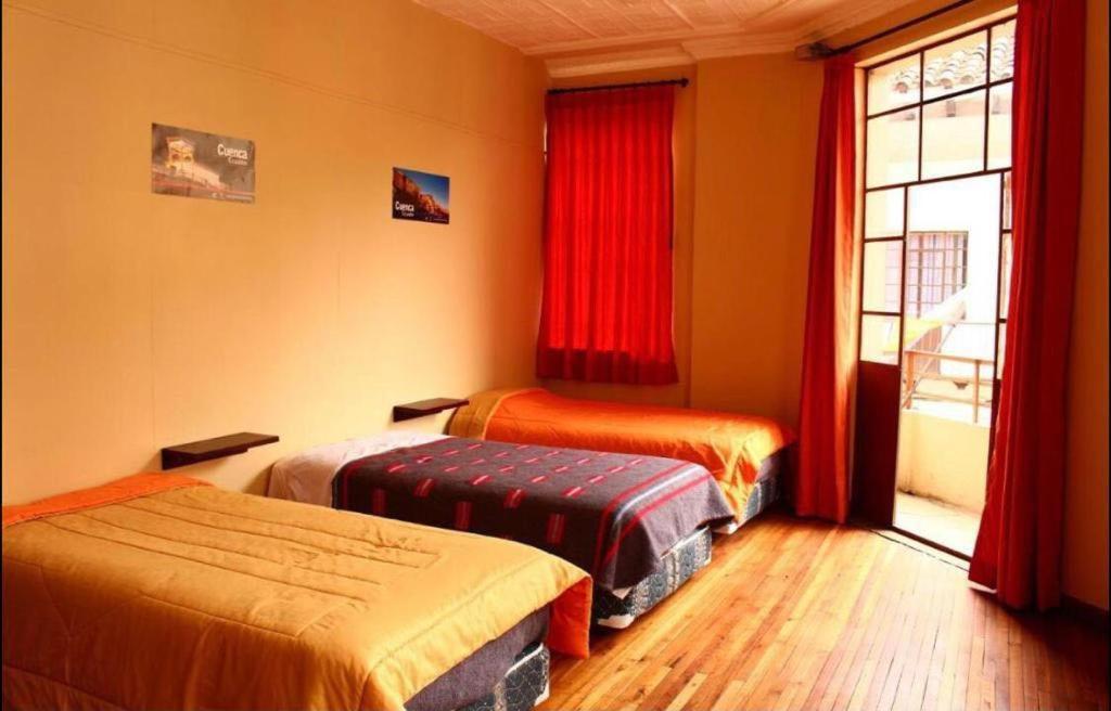 Check Inn Bed And Breakfast Cuenca Dış mekan fotoğraf