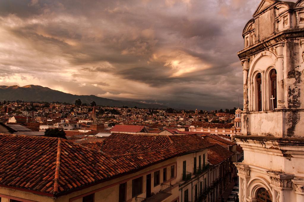 Check Inn Bed And Breakfast Cuenca Dış mekan fotoğraf